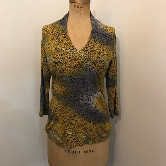 Fabrizio Gianni Jersey Knit V Neck 3/4 Sleeve Top - Picture 3 of 6